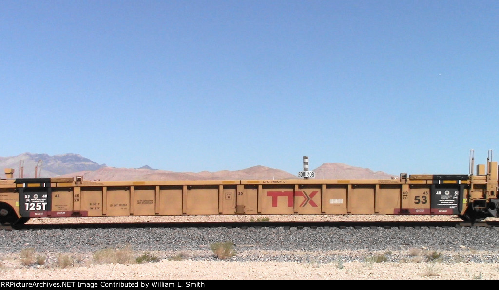 WB Unit Container Frt at Erie NV -91